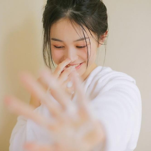 轮轩漂亮人妻视频
